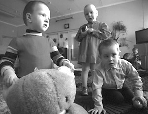 Все больше российских детей усыновляются иностранцами