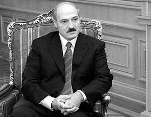 Лукашенко сел на шпагат