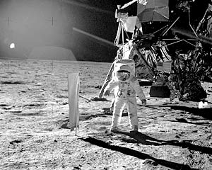 Следующая высадка американских астронавтов на Луну планируется на март 2017 года 