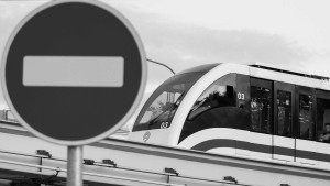 В субботу единственная в Москве монорельсовая линия прекратила свою работу. Она просуществовала около 20 лет. Теперь на ее месте к 2027 году планируется создать необычный парк площадью 40 тыс. кв. метров