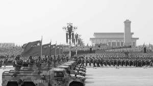 В среду на площади Тяньаньмэнь в Пекине прошел военный парад в честь победы над милитаристской Японией и окончания Второй мировой войны