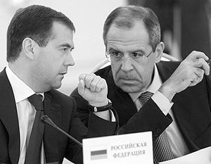 «Действия Украины, по сути, направлены на срыв имеющихся соглашений», – сказал Медведев на встрече с Лавровым