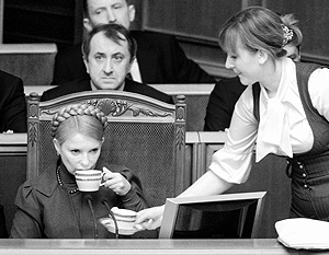 Оппозиционная Партия регионов расценила поездку Тимошенко в Москву как провал