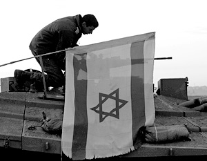 «В результате действий израильских войск гибнут мирные жители, женщины, дети, целые семьи – это следует расценивать как геноцид», – уверен Ортега