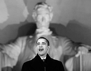 Обама назвал себя последователем Мартина Лютера Кинга во время выступления у памятника Линкольну