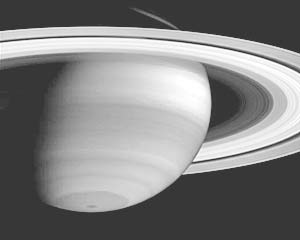 На спутнике Сатурна обнаружилась вода