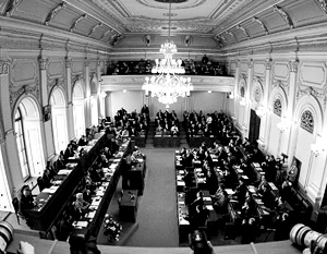 За принятие нового варианта евроконституции проголосовали 125 депутатов парламента Чехии