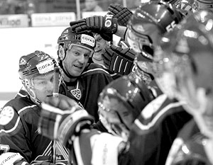 Уфимский «Салават Юлаев» отпраздновал первую победу в плей-офф КХЛ