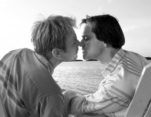 Фильм о нетрадиционной любви с участием Джима Керри и Эвана Макгрегора запретили в США