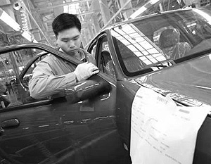 Китай стал первым по автомобилям