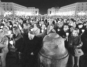 В Ватикане почтили память Иоанна Павла II