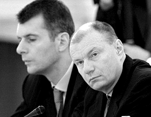 Михаил Прохоров и Владимир Потанин смотрят в разные стороны