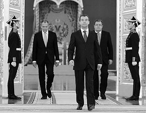 Медведев призвал присутствующих «отказаться от национального эгоизма»