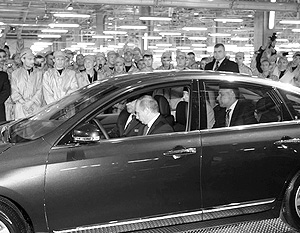 Владимир Путин принял участие в открытии завода компании Nissan Motor в Санкт-Петербурге
