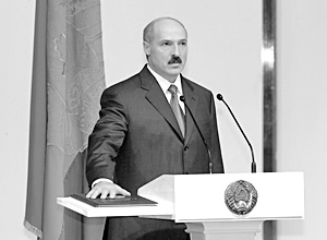 Итоги недели: Лукашенко взошел на пост  
