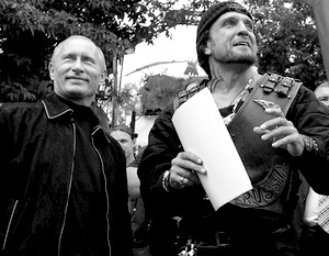 Путин встретился с байкерами