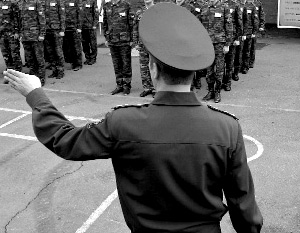 Каждое четвертое преступление в армии совершается офицером