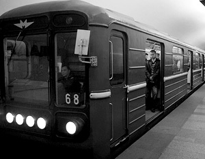Машинист московского метро упал в обморок во время работы