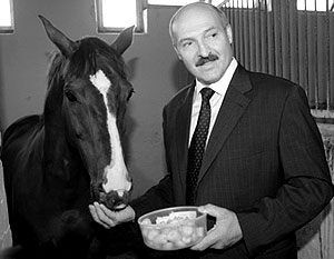 «Наш президент в таком мероприятии, как скачки, свое участие не планирует», – заявили в Белоруссии