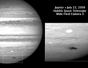 Получены четкие изображения столкновения неизвестного тела с Юпитером