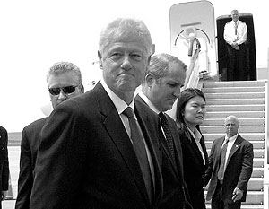 Миссия Билла Клинтона в КНДР завершилась успехом 