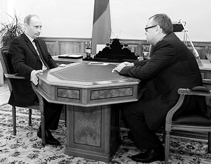 Андрей Костин попросил у Путина неделю отпуска