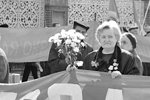 На первомайской демонстрации лидеры КПРФ призвали к объединению все коммунистические партии 