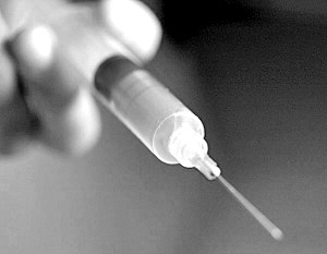 В детсаду Чернигова мальчик уколол 3-летнюю девочку шприцем с ВИЧ