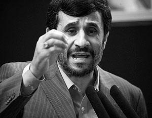 Президент Ирана Махмуд Ахмадинежад не отказывается от прежних заявлений