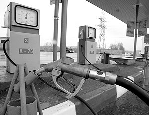 Бензин начинает дешеветь