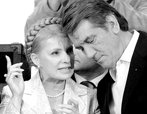 Тимошенко и Ющенко активно используют тему отношений с Россией в предвыборной кампании