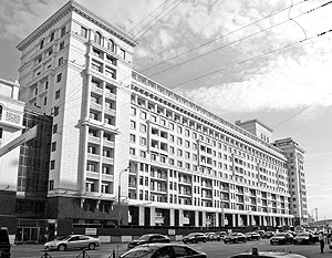 Следователи заочно обвинили совладельца гостиницы «Москва»
