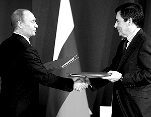 В Париже Владимиру Путину и его французскому коллеге Франсуа Фийону предстоит проработать около 25 соглашений