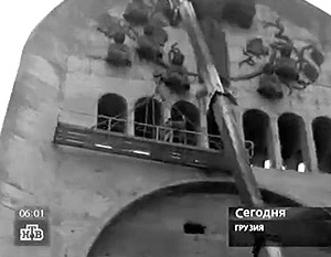 Демонтаж памятника Победы над фашизмом во втором по величине городе Грузии идет с 12 декабря