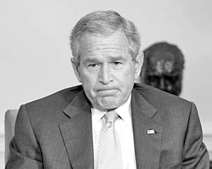 Нынешний глава Белого дома Джордж Буш признан самым плохим президентом США с 1945 года
