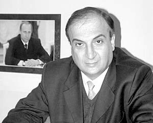 Сенатор от Калмыкии Левон Чахмахчян