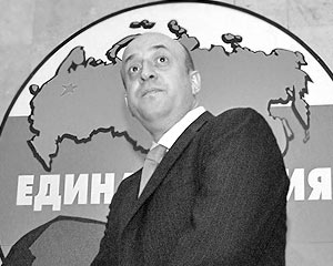 Глава думского Комитета по конституционному законодательству Владимир Плигин (фото: ИТАР-ТАСС)
