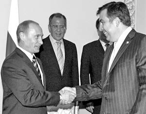 Минувшей ночью в Санкт-Петербурге президент России Владимир Путин принял у себя своего грузинского коллегу Михаила Саакашвили