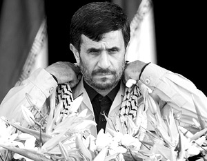 Ахмадинежад объявил Иран ядерной державой 