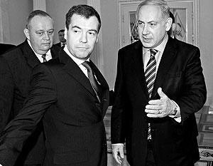 Дмитрий Медведев и Биньямин Нетаньяху смотрят на историю с одинаковых позиций