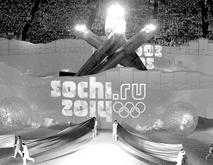 Логотип сочинских Игр на фоне олимпийского огня Ванкувера