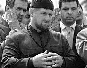 Кадыров предложил министрам в праздники надеть национальные костюмы