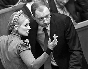 Тимошенко и Яценюк создали собственные оппозиционные правительства