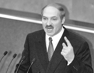  Лукашенко замораживает счета Буша