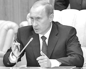 Владимир Путин отправил в отставку ряд высших офицеров МВД