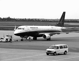 Минобороны Польши: Для полетов руководства страны будут использованы Embraer-175