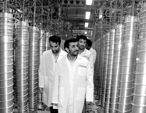 Махмуд Ахмадинежад предупреждал, что его страна обойдет международные санкции 