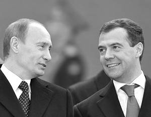ВЦИОМ: Рейтинги Медведева и Путина не изменились