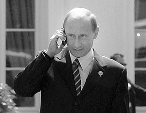 Путин: Я не пользуюсь мобильным телефоном и не отвечаю на звонки дома