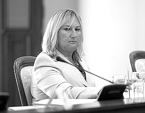 Елена Батурина, как и ее супруг, решила ответить на информационную атаку телеканалов серией судебных исков